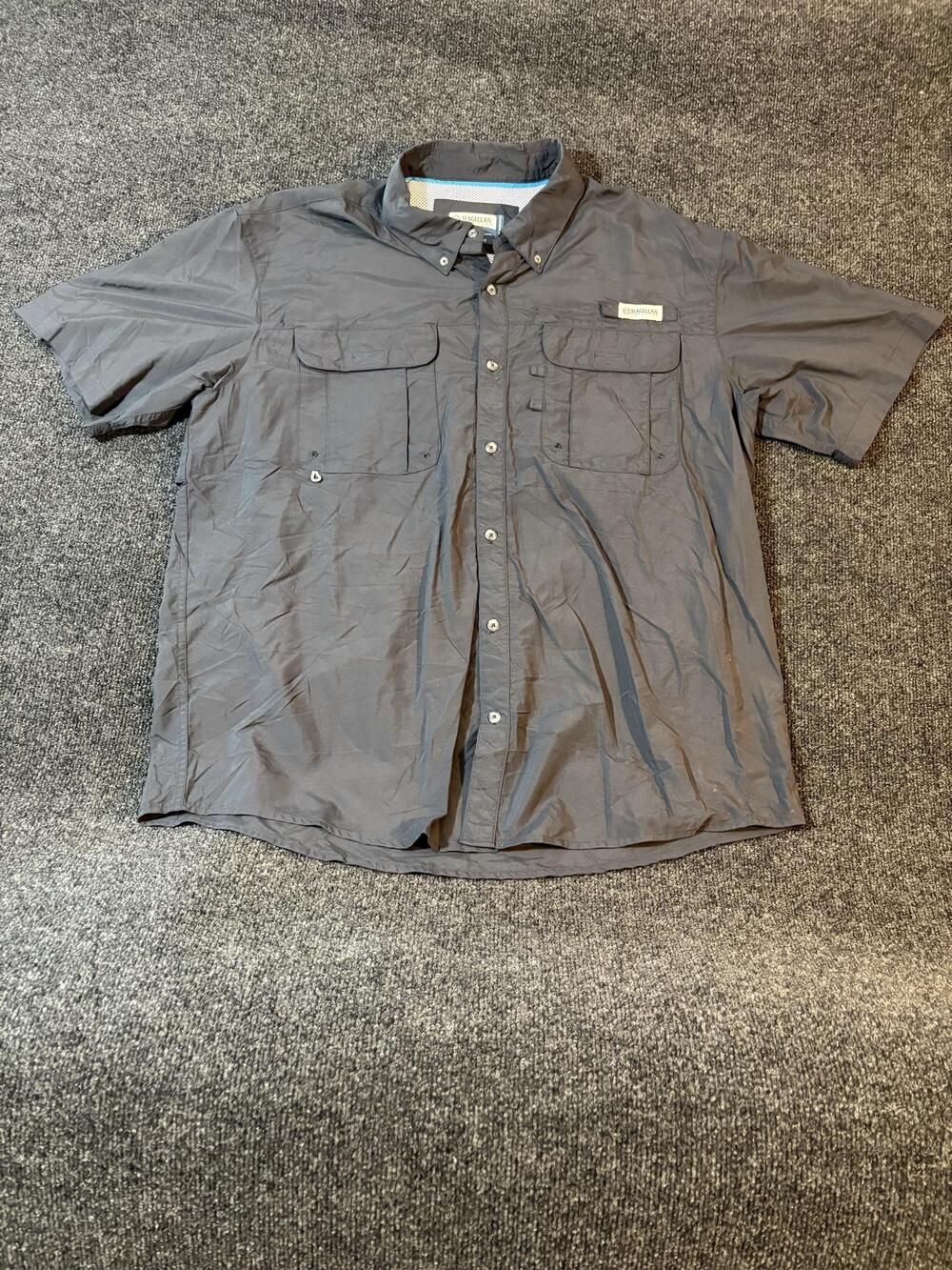 Magellan Outdoors Shirt Mens XL Gray Short Sleeve Fishing Button Up Vented Mesh